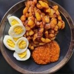 Alloco frit aux œufs